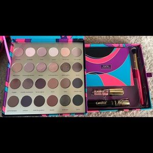 Brand new in box Tarteist paint palette collector’s set